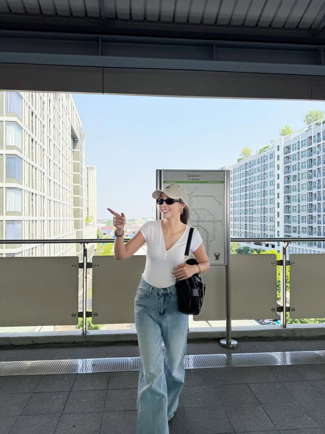 ฮาน่า ลีวิส