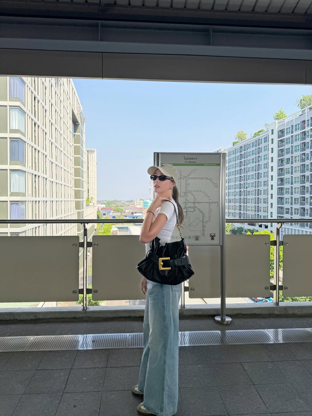 ฮาน่า ลีวิส