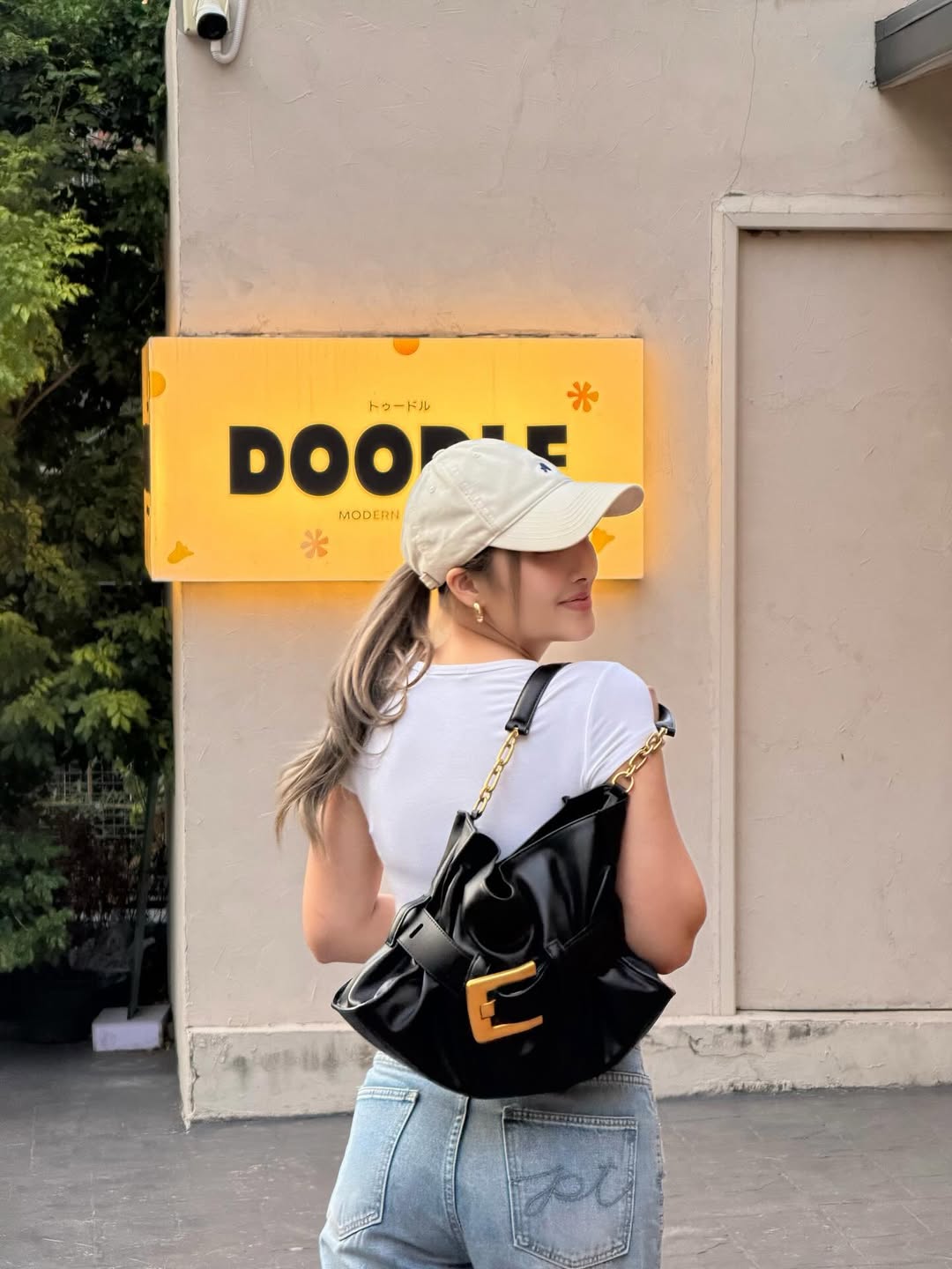 ฮาน่า ลีวิส