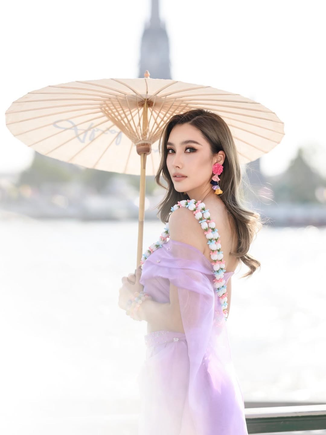 ฮาน่า ลีวิส