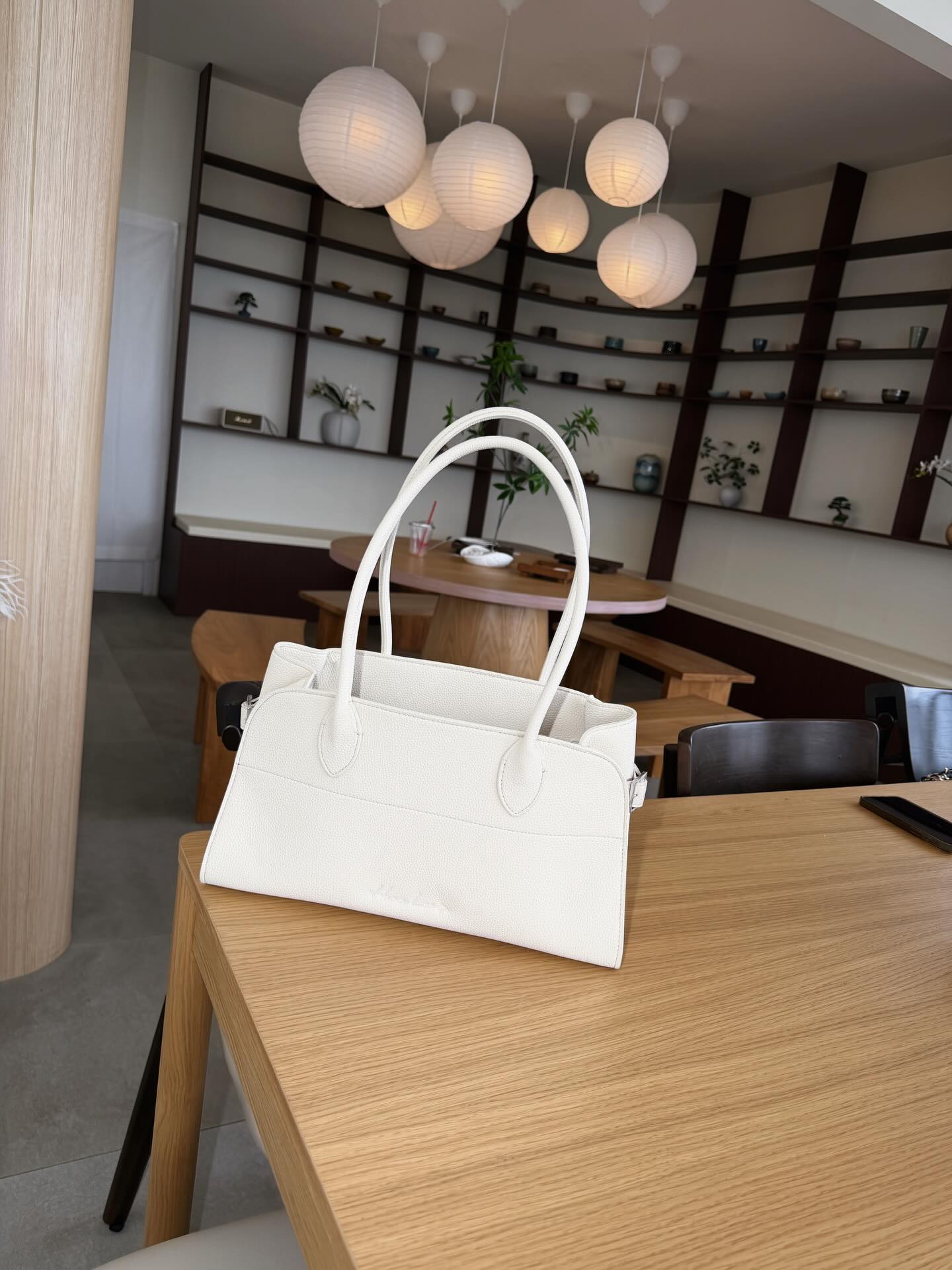 ฮาน่า ลีวิส