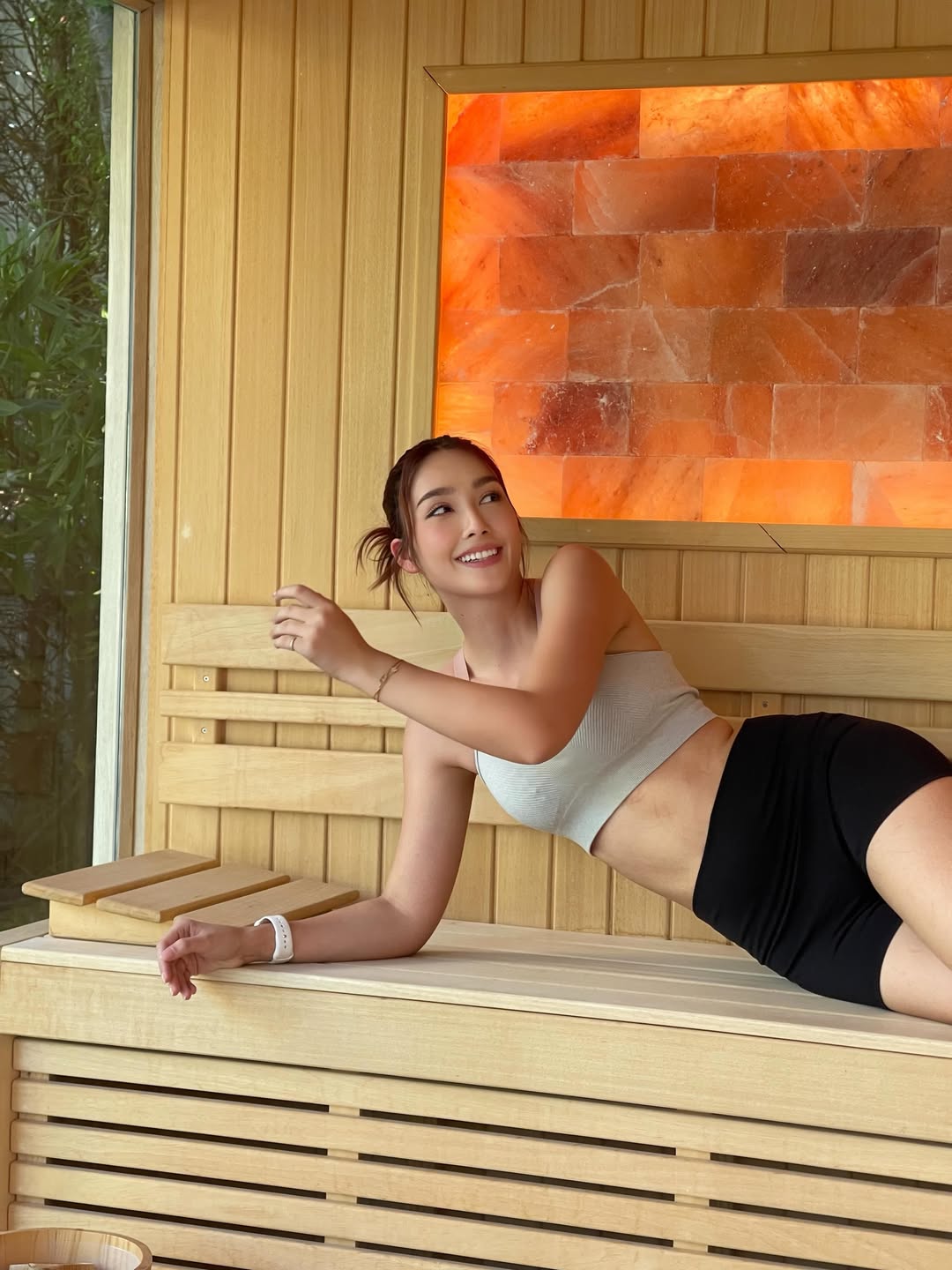 ฮาน่า ลีวิส