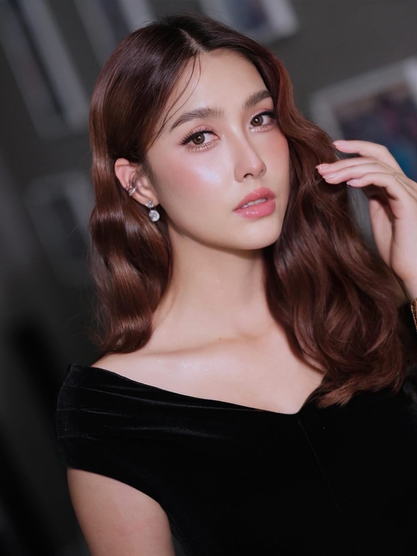 ฮาน่า ลีวิส