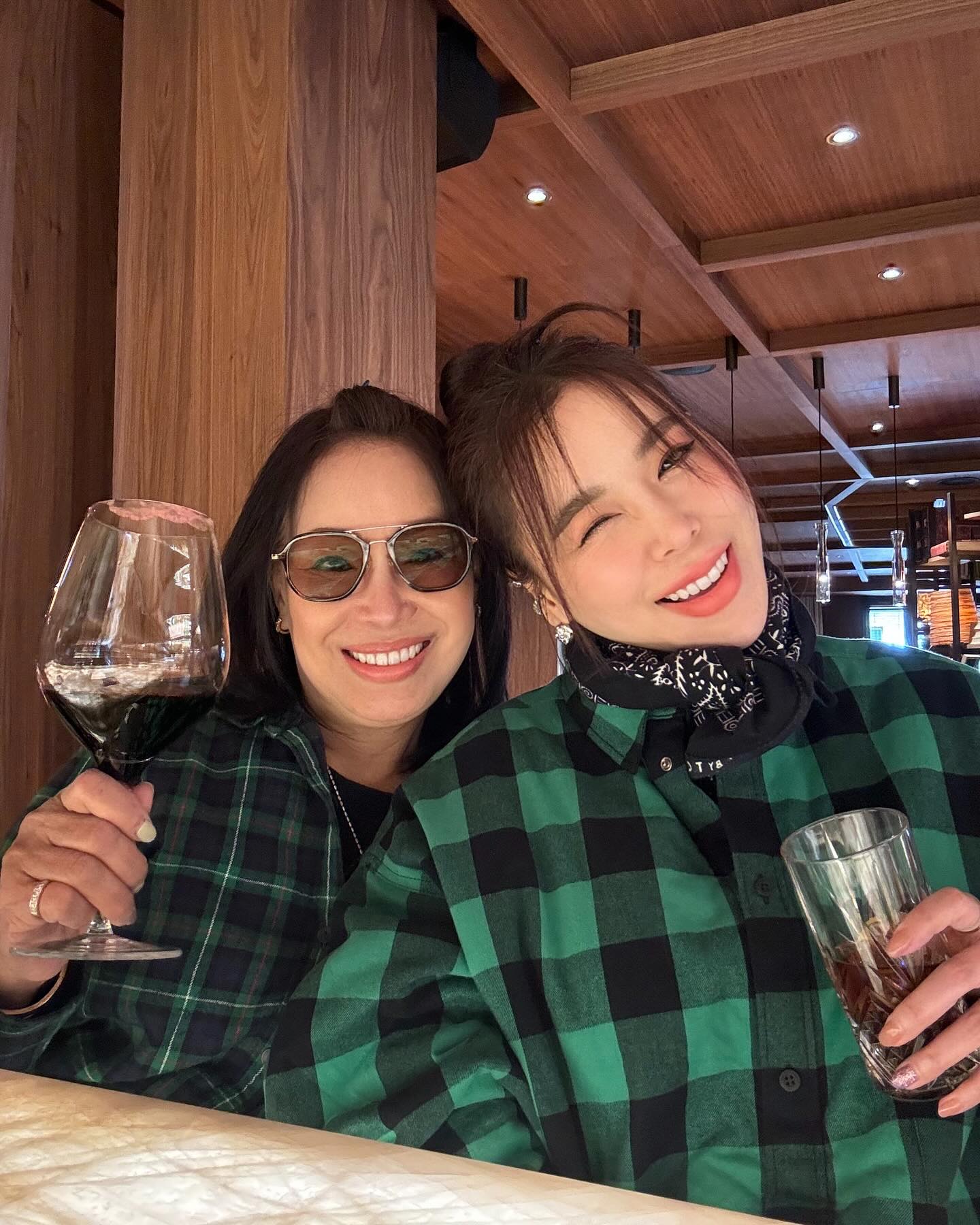 ซานิ - นิภาภรณ์ นิติธนการ