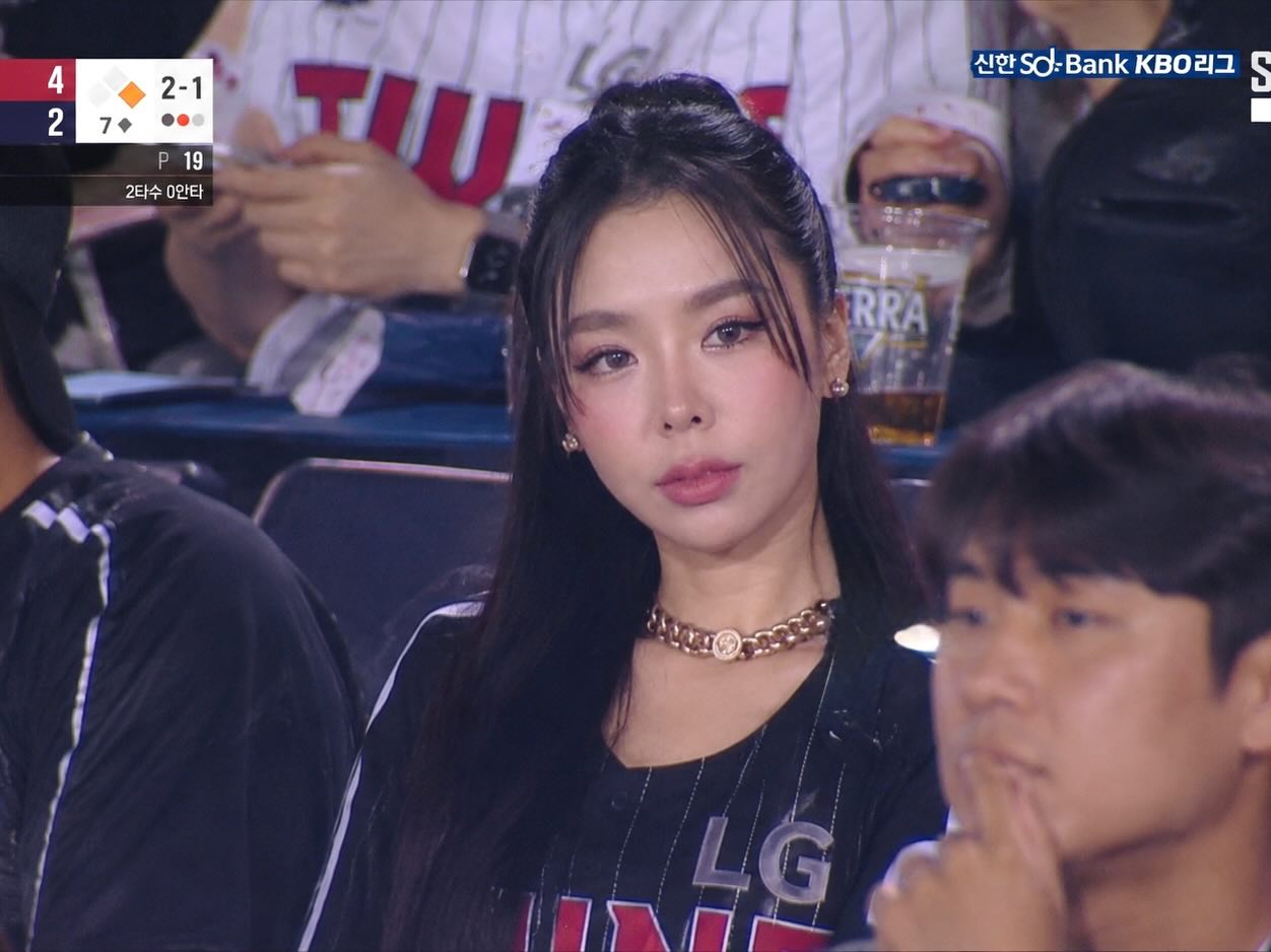 ซานิ - นิภาภรณ์ นิติธนการ