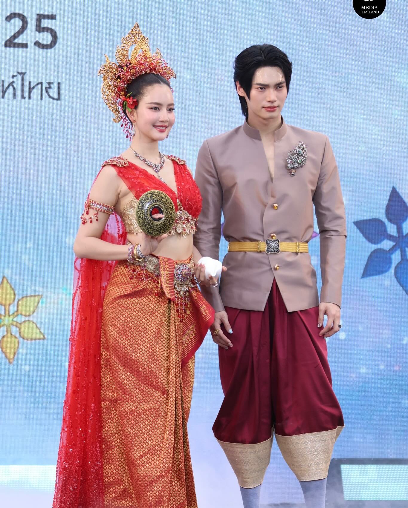 โบว์ - เมลดา สุศรี
