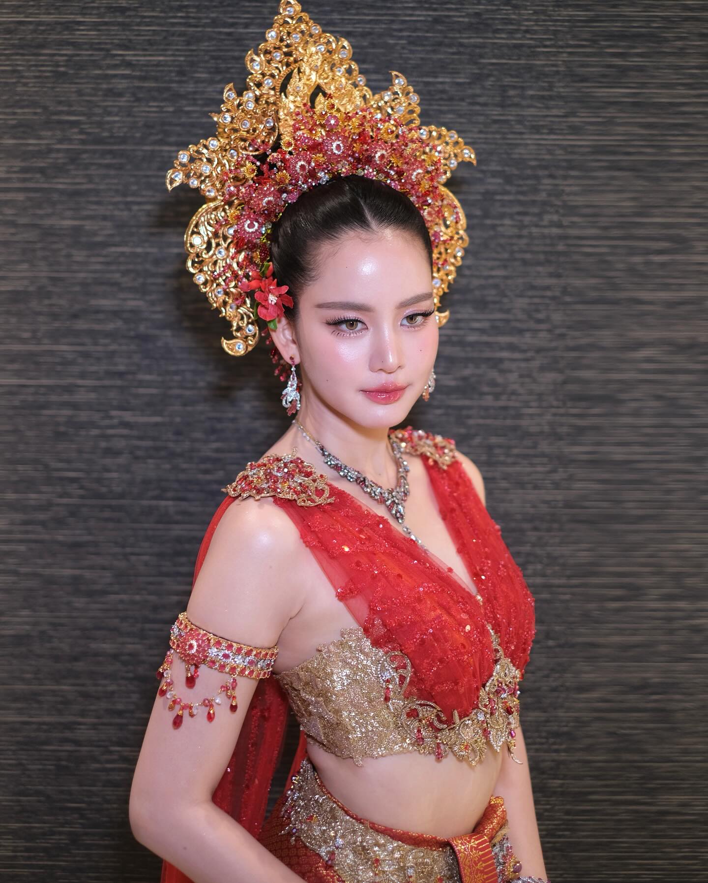 โบว์ - เมลดา สุศรี