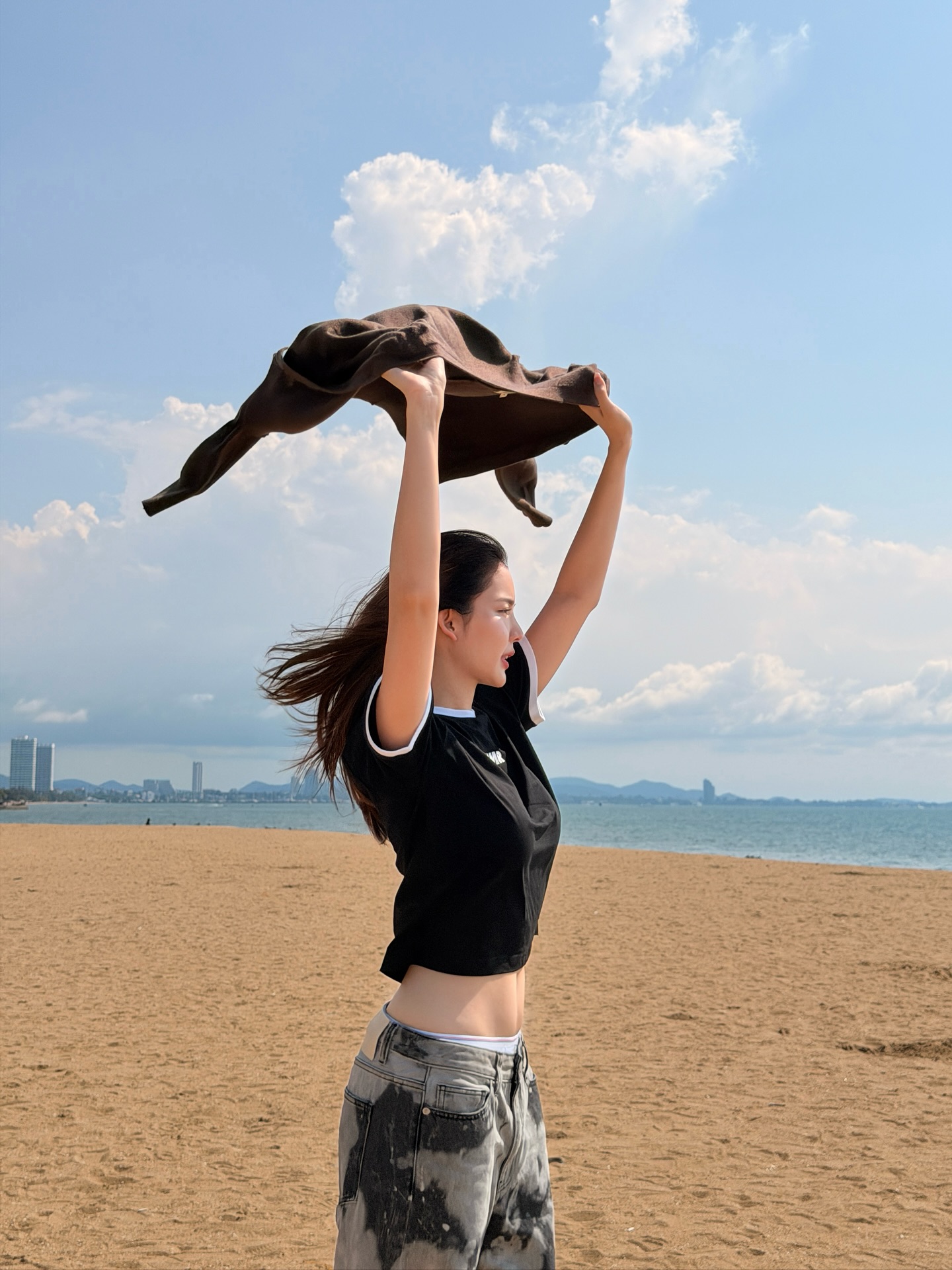 โบว์ - เมลดา สุศรี