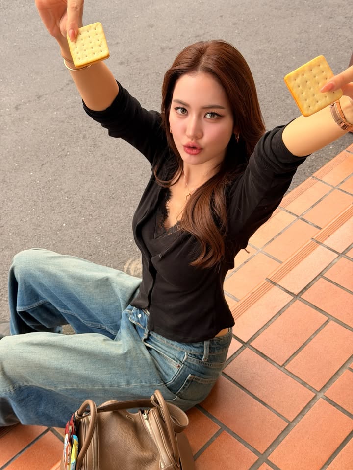 โบว์ - เมลดา สุศรี