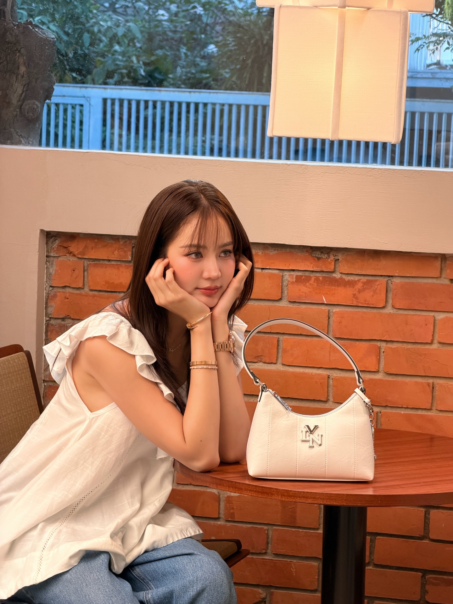 โบว์ - เมลดา สุศรี