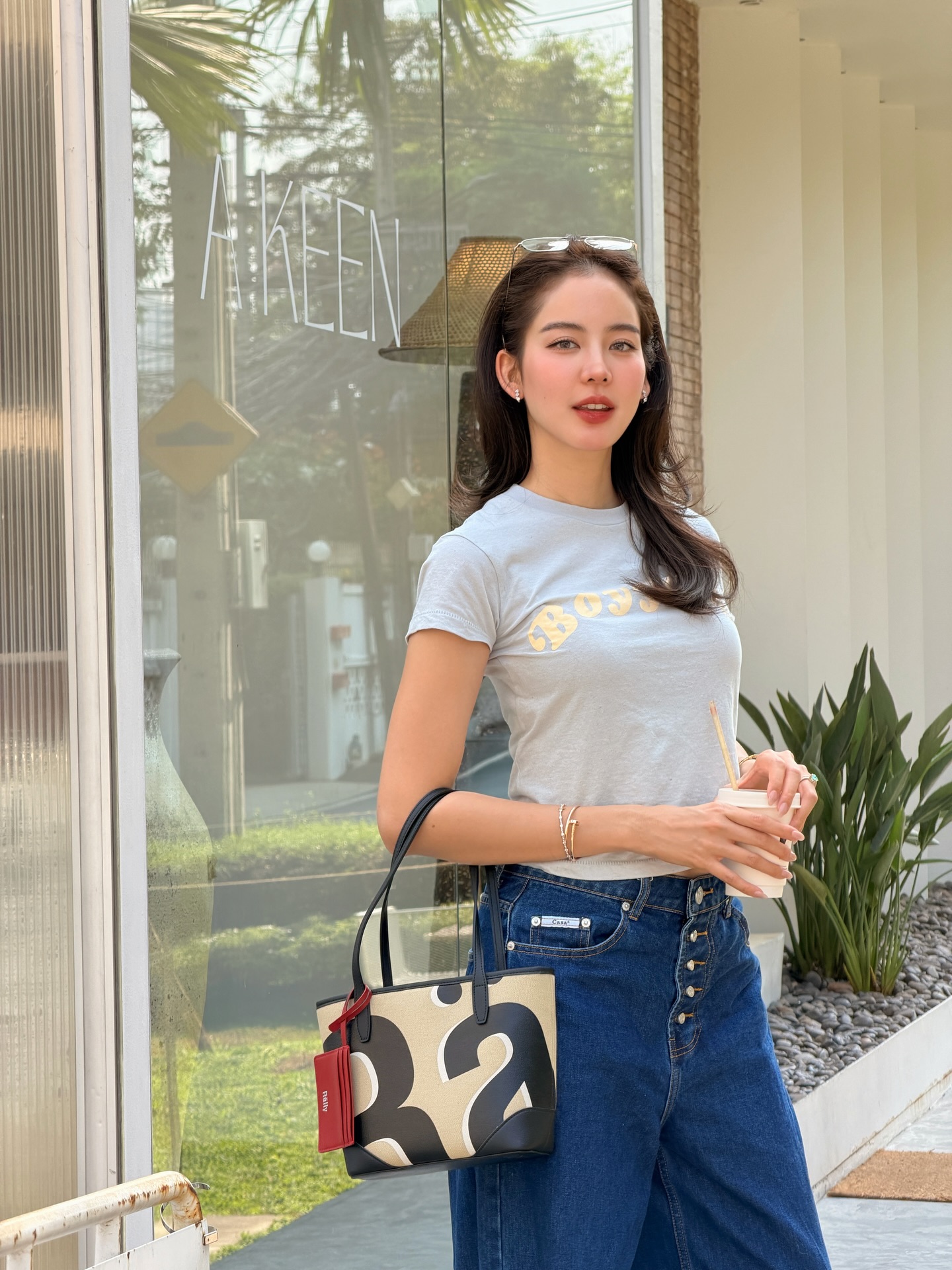 โบว์ - เมลดา สุศรี