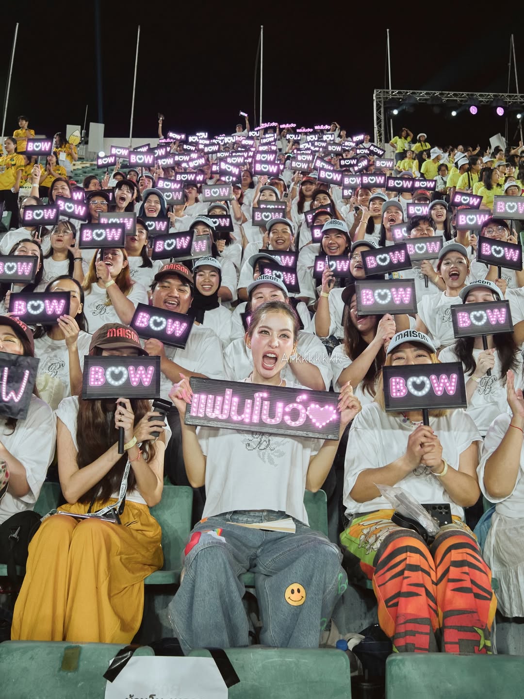 โบว์ - เมลดา สุศรี