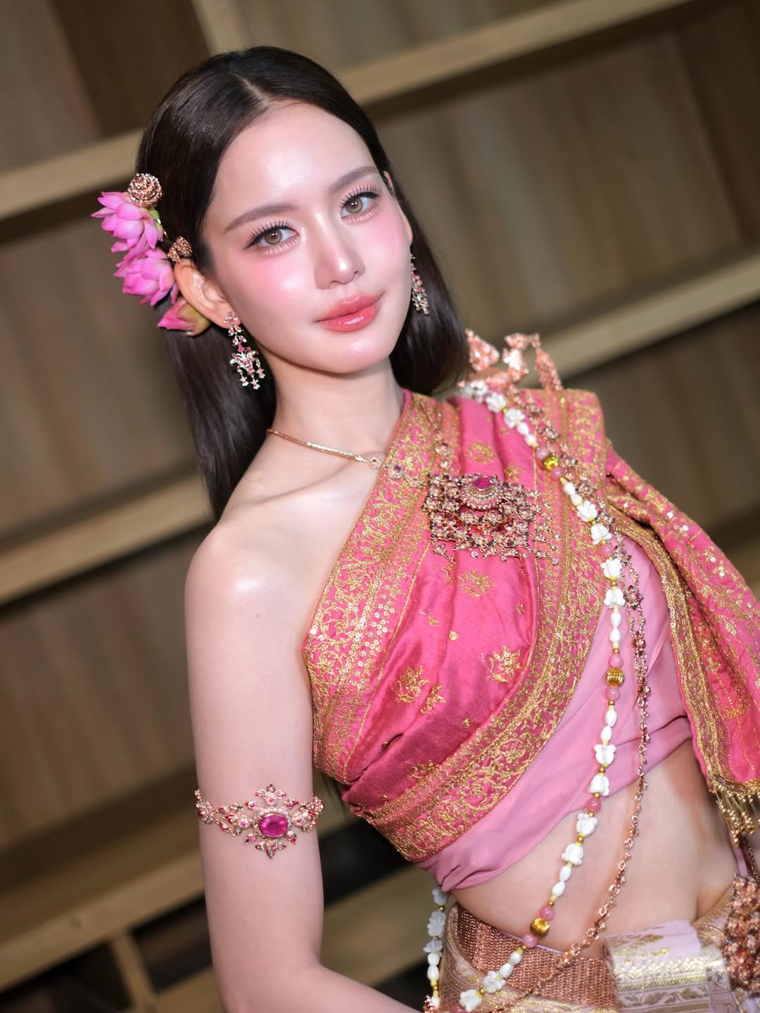 โบว์ - เมลดา สุศรี