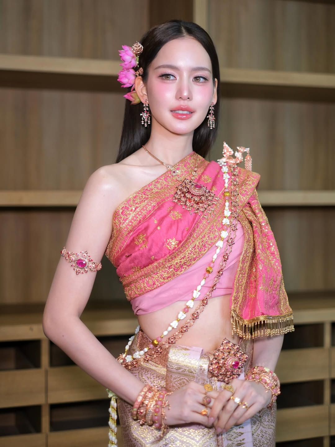 โบว์ - เมลดา สุศรี