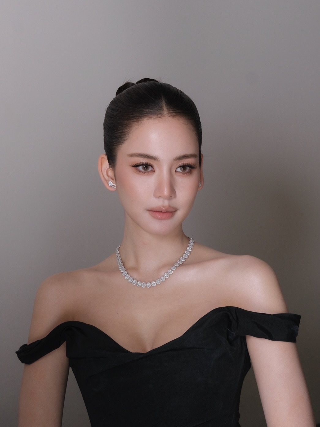 โบว์ - เมลดา สุศรี