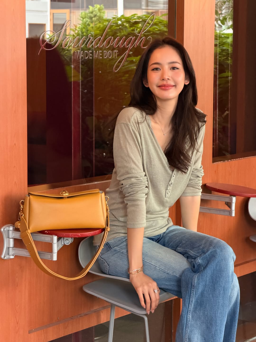 โบว์ - เมลดา สุศรี