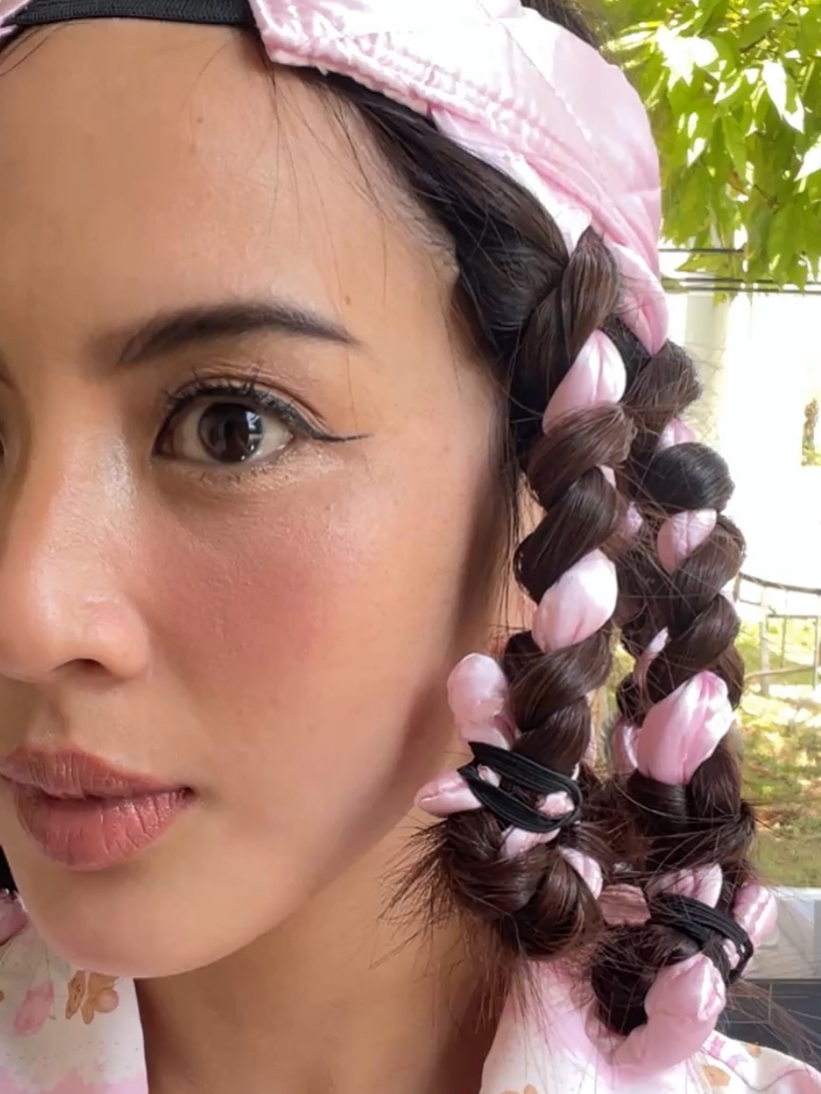 ชยา - ชญานิศ ต.เจริญ