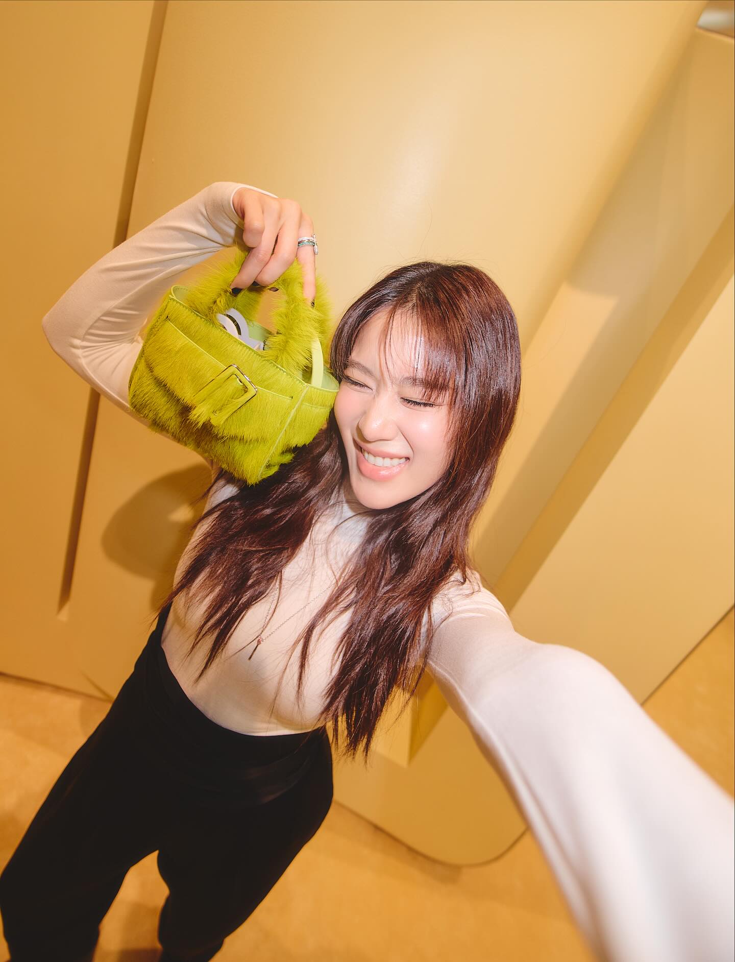 เบลล์ - เขมิศรา พลเดช