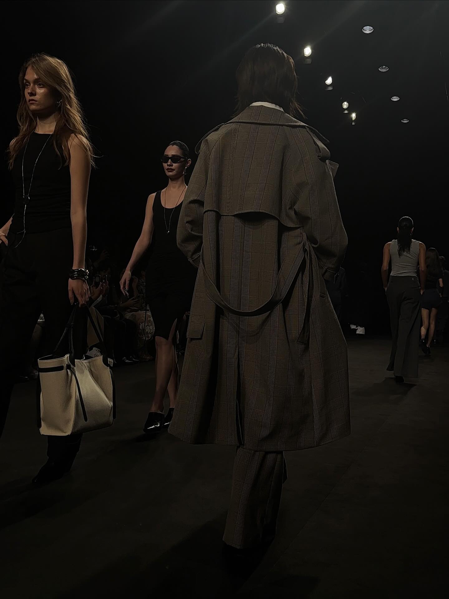 เบลล์ - เขมิศรา พลเดช