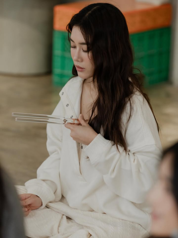 เบลล์ - เขมิศรา พลเดช