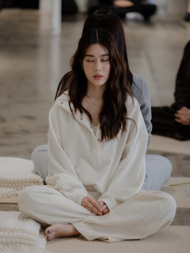 เบลล์ - เขมิศรา พลเดช