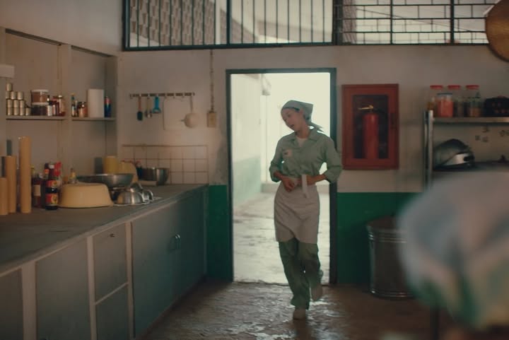 เบลล์ - เขมิศรา พลเดช