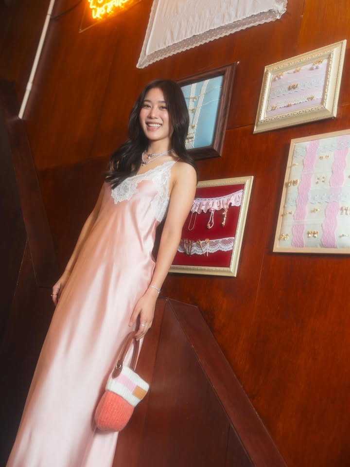 เบลล์ - เขมิศรา พลเดช