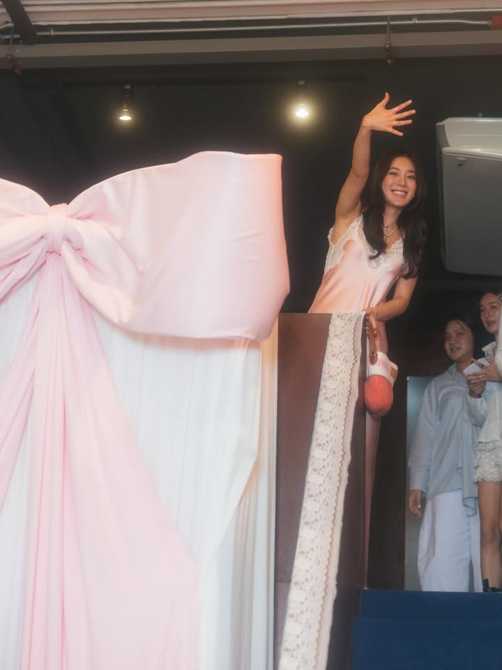 เบลล์ - เขมิศรา พลเดช