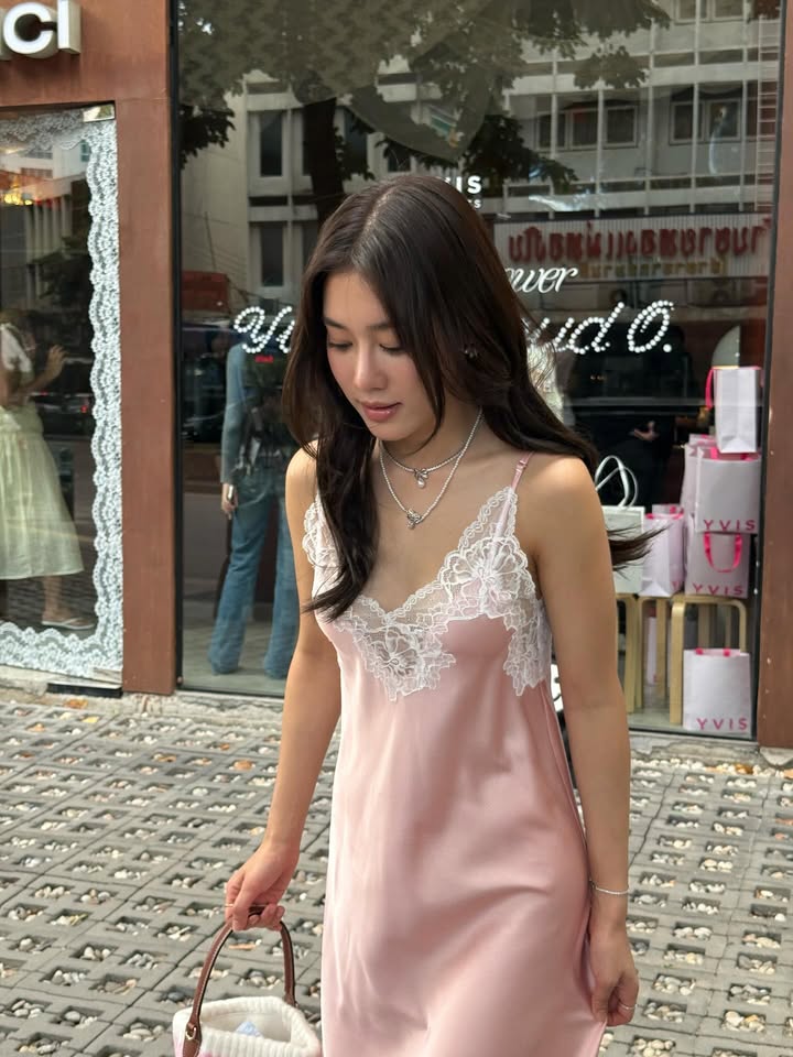 เบลล์ - เขมิศรา พลเดช