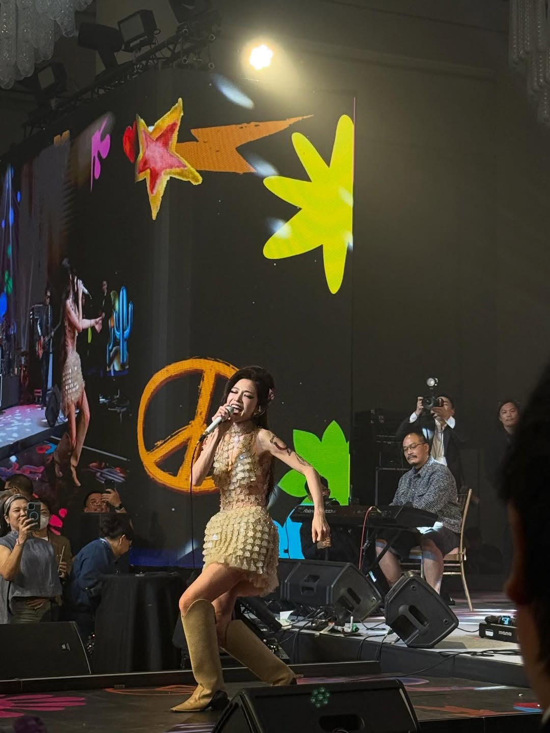 เบลล์ - เขมิศรา พลเดช