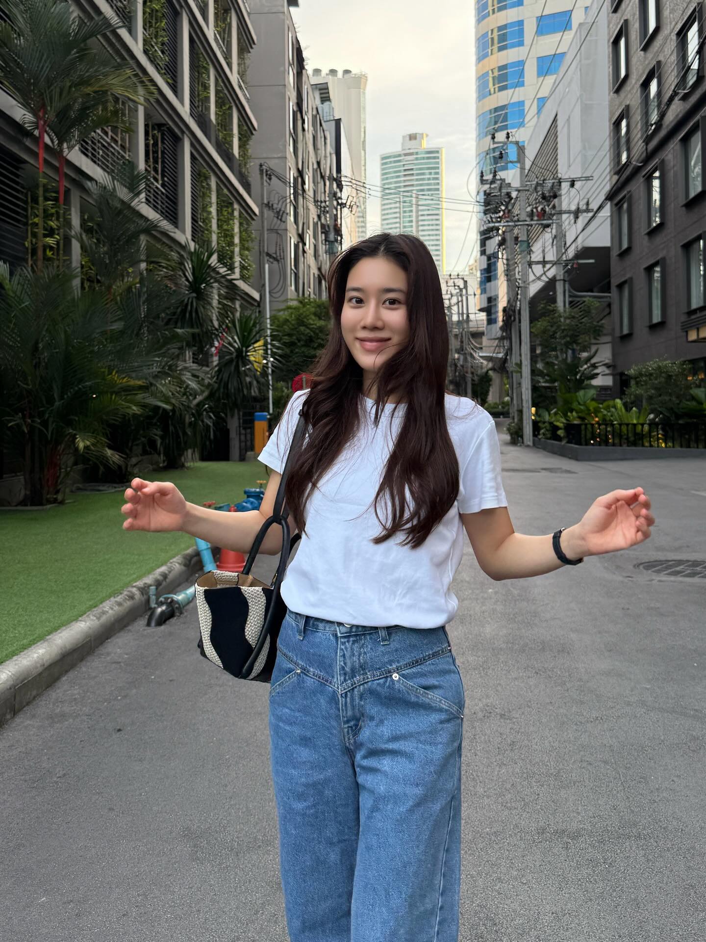 เบลล์ - เขมิศรา พลเดช