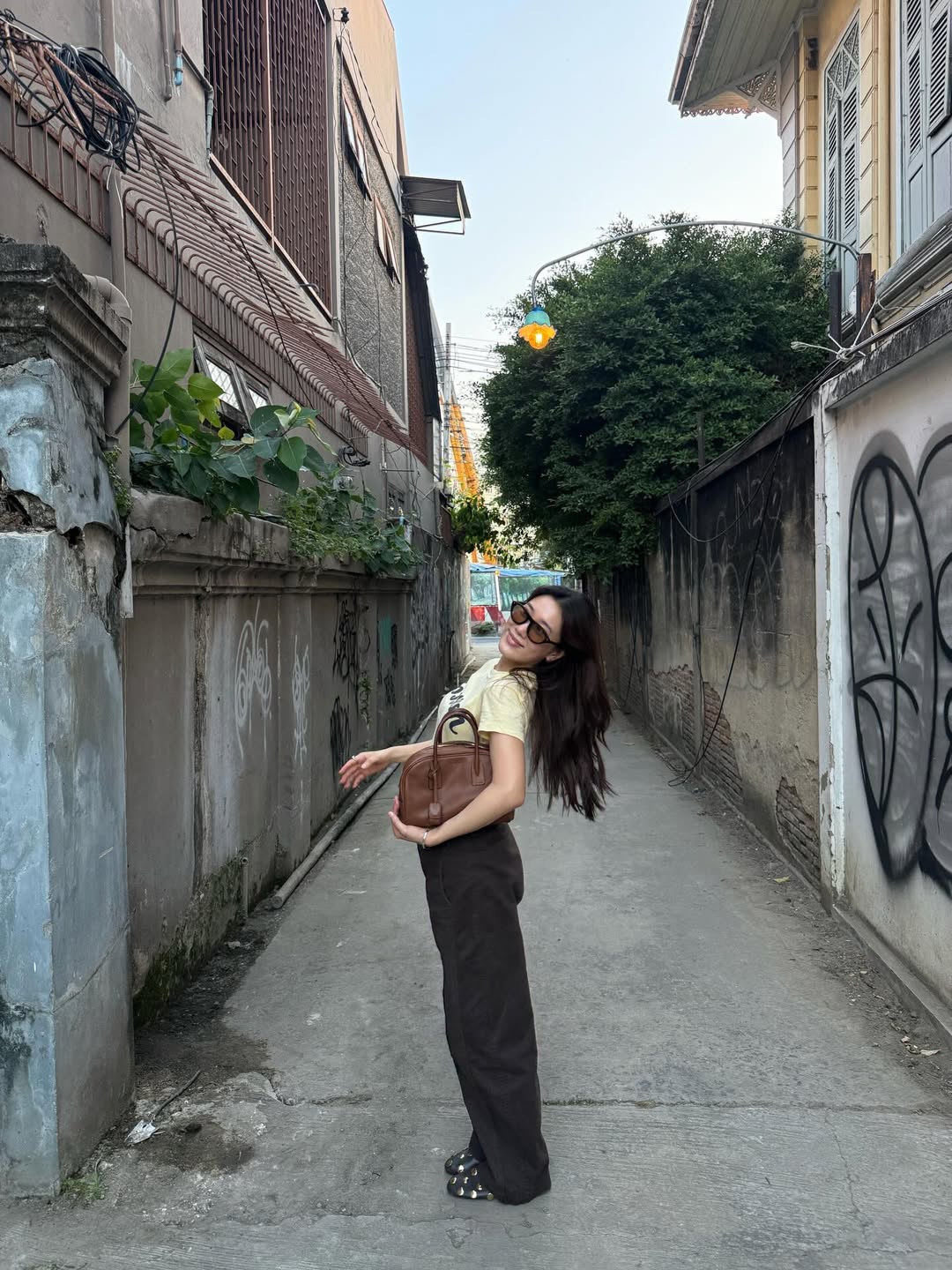 เบลล์ - เขมิศรา พลเดช