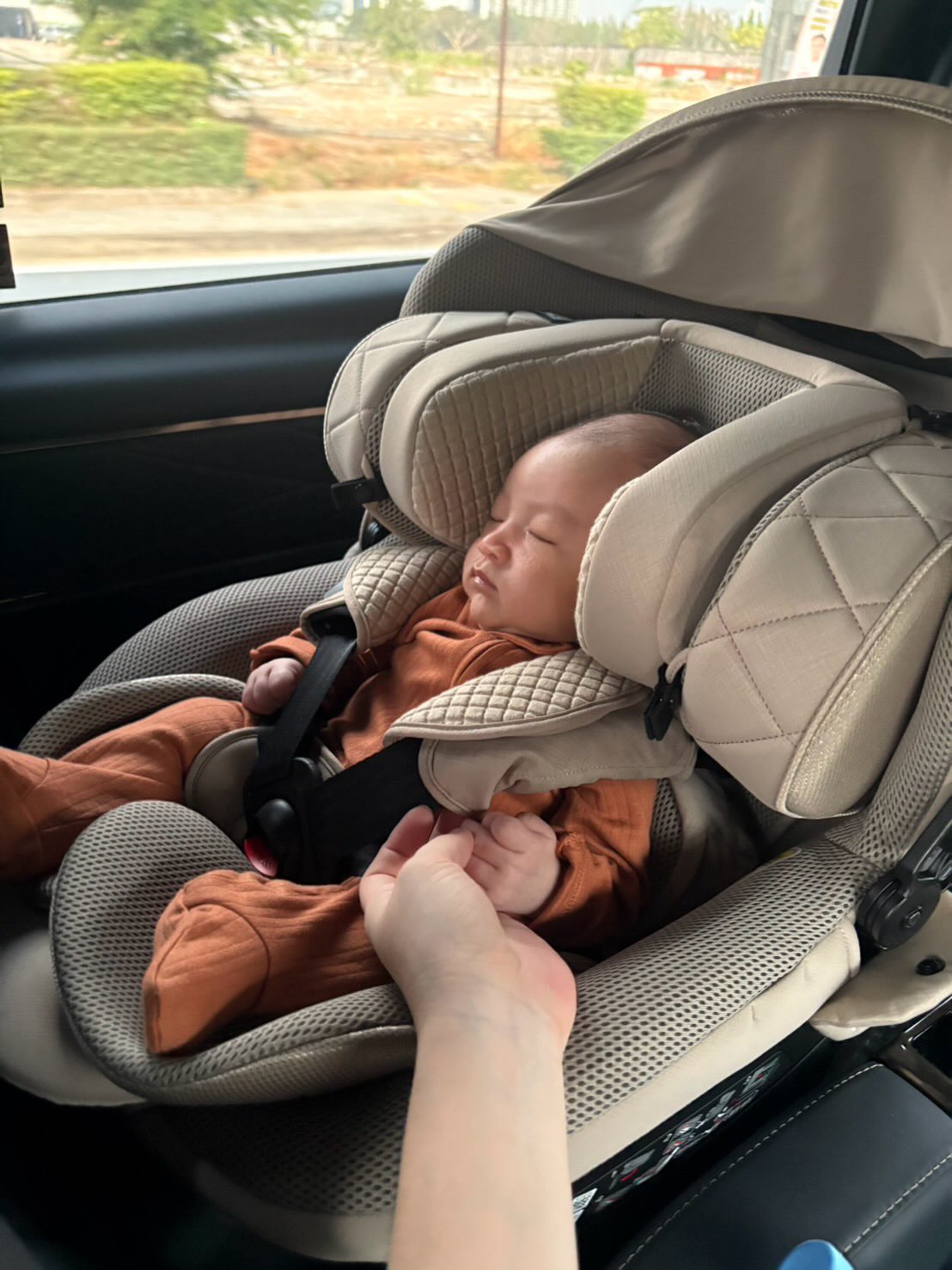 แมท - ภีรนีย์ คงไทย