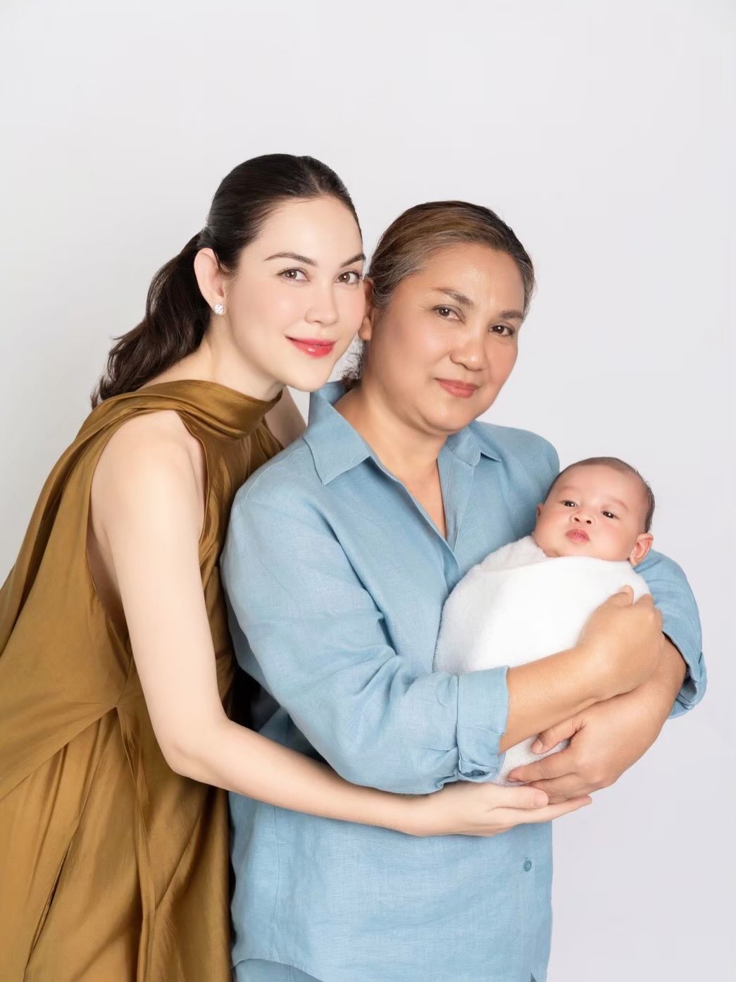 แมท - ภีรนีย์ คงไทย