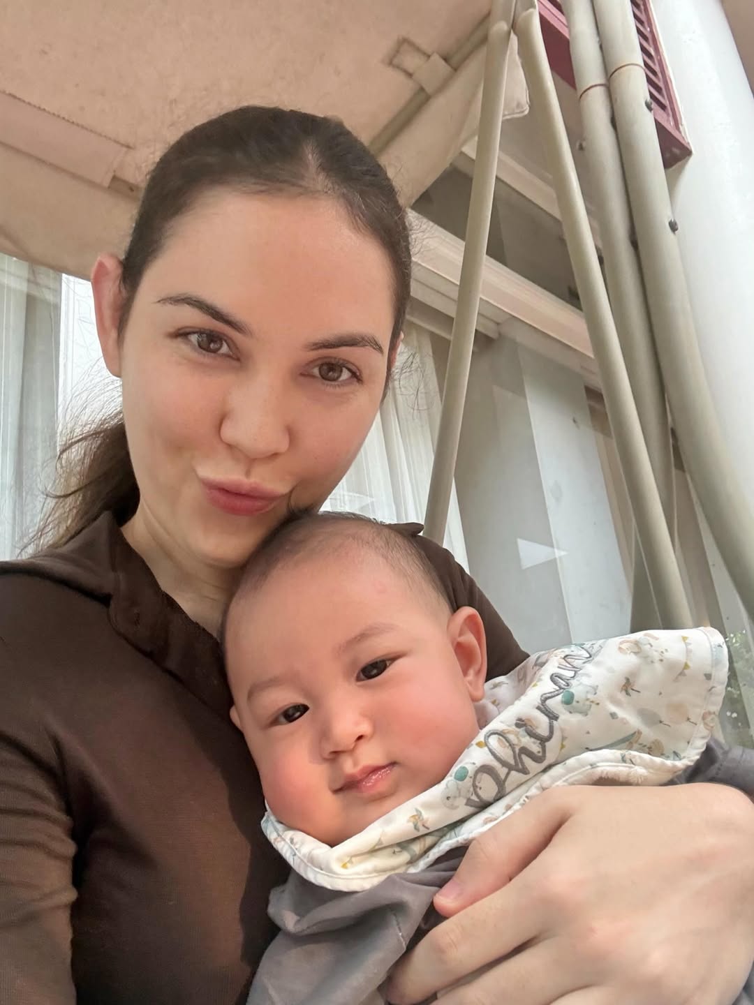 แมท - ภีรนีย์ คงไทย