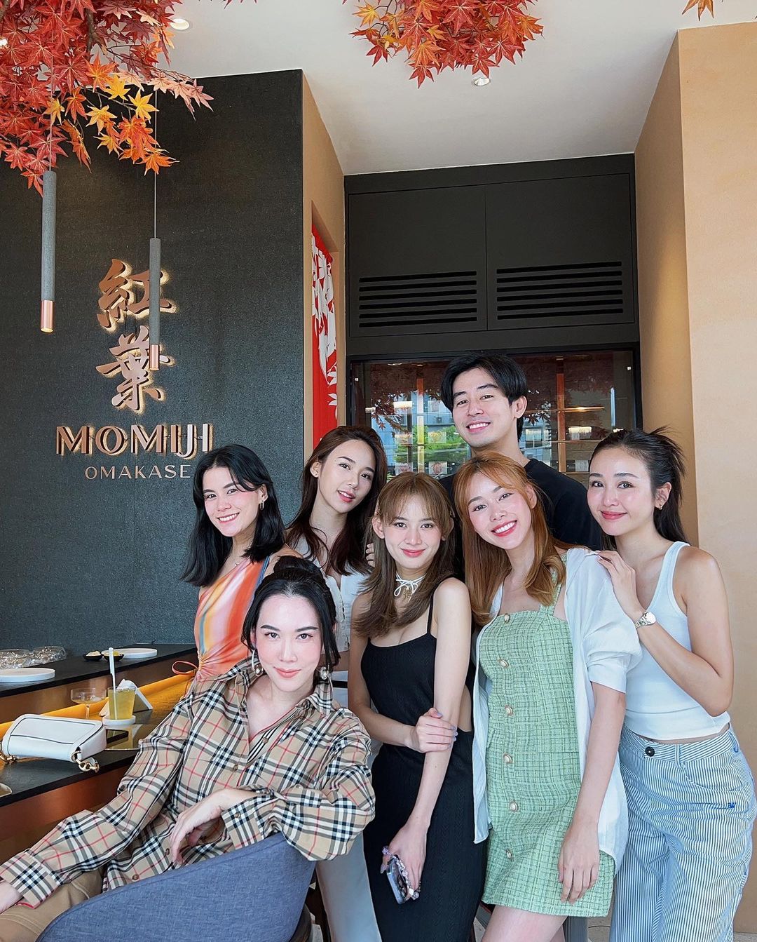 เมย์ เฟื่องอารมย์