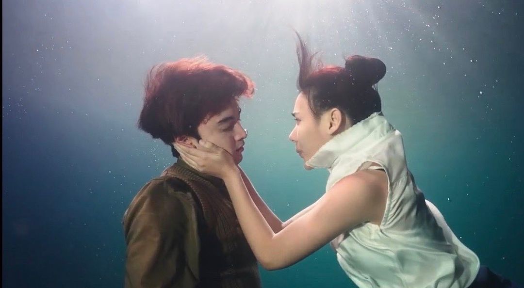 เมย์ เฟื่องอารมย์
