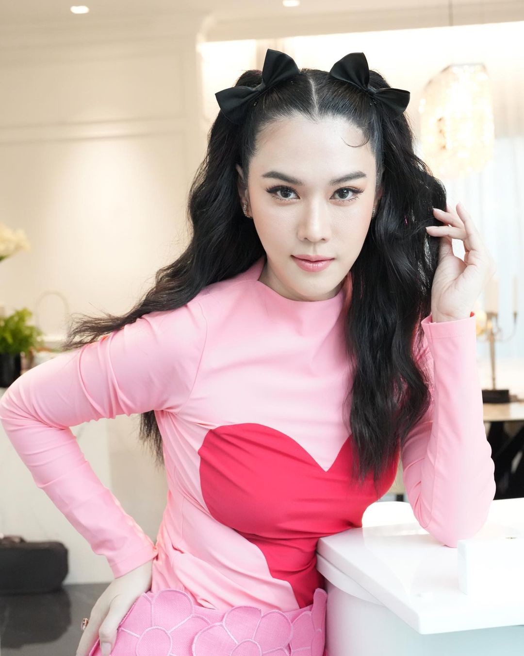 เมย์ เฟื่องอารมย์