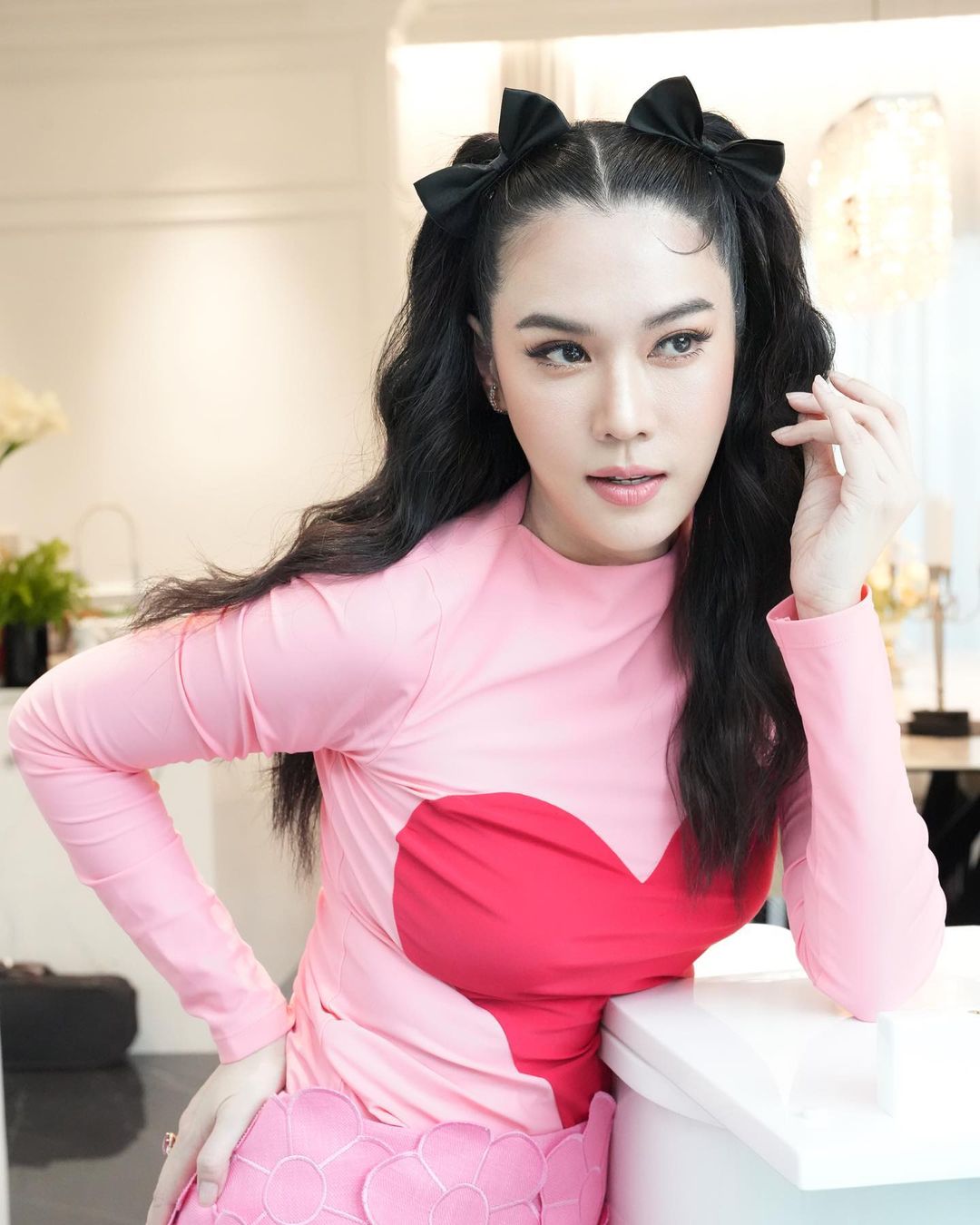 เมย์ เฟื่องอารมย์