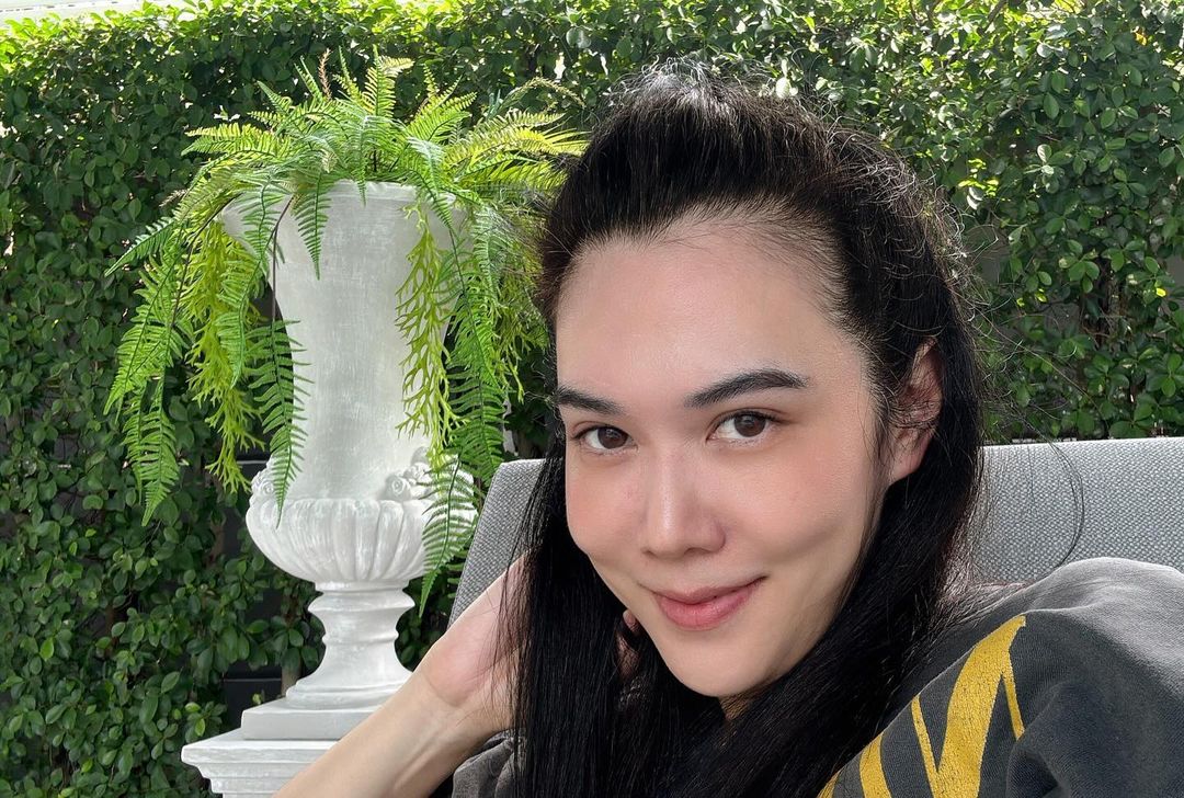 เมย์ เฟื่องอารมย์
