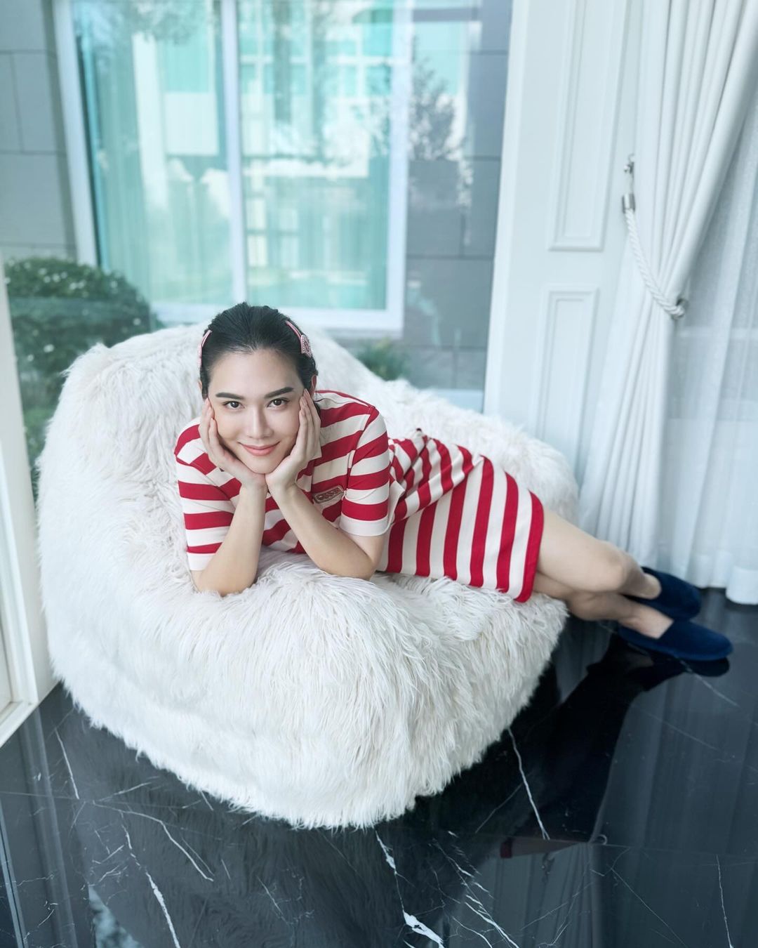 เมย์ เฟื่องอารมย์