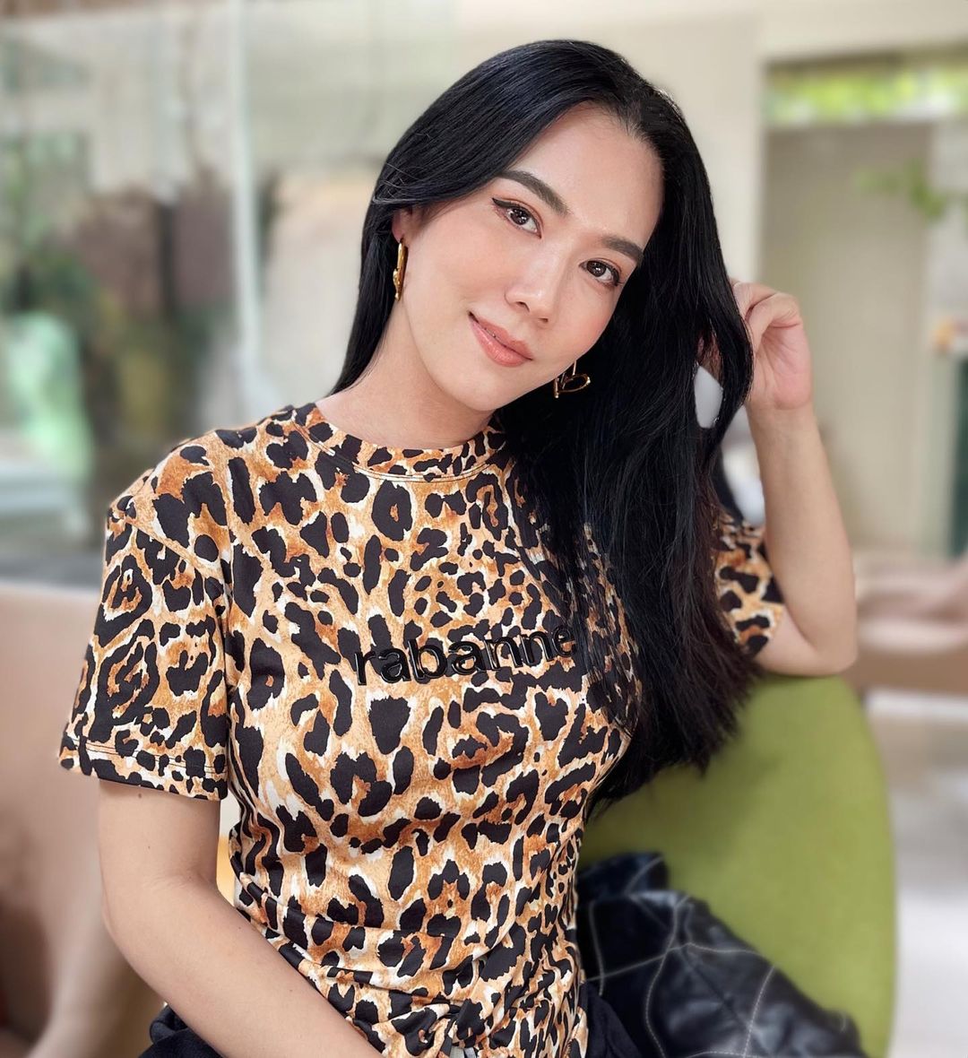 เมย์ เฟื่องอารมย์