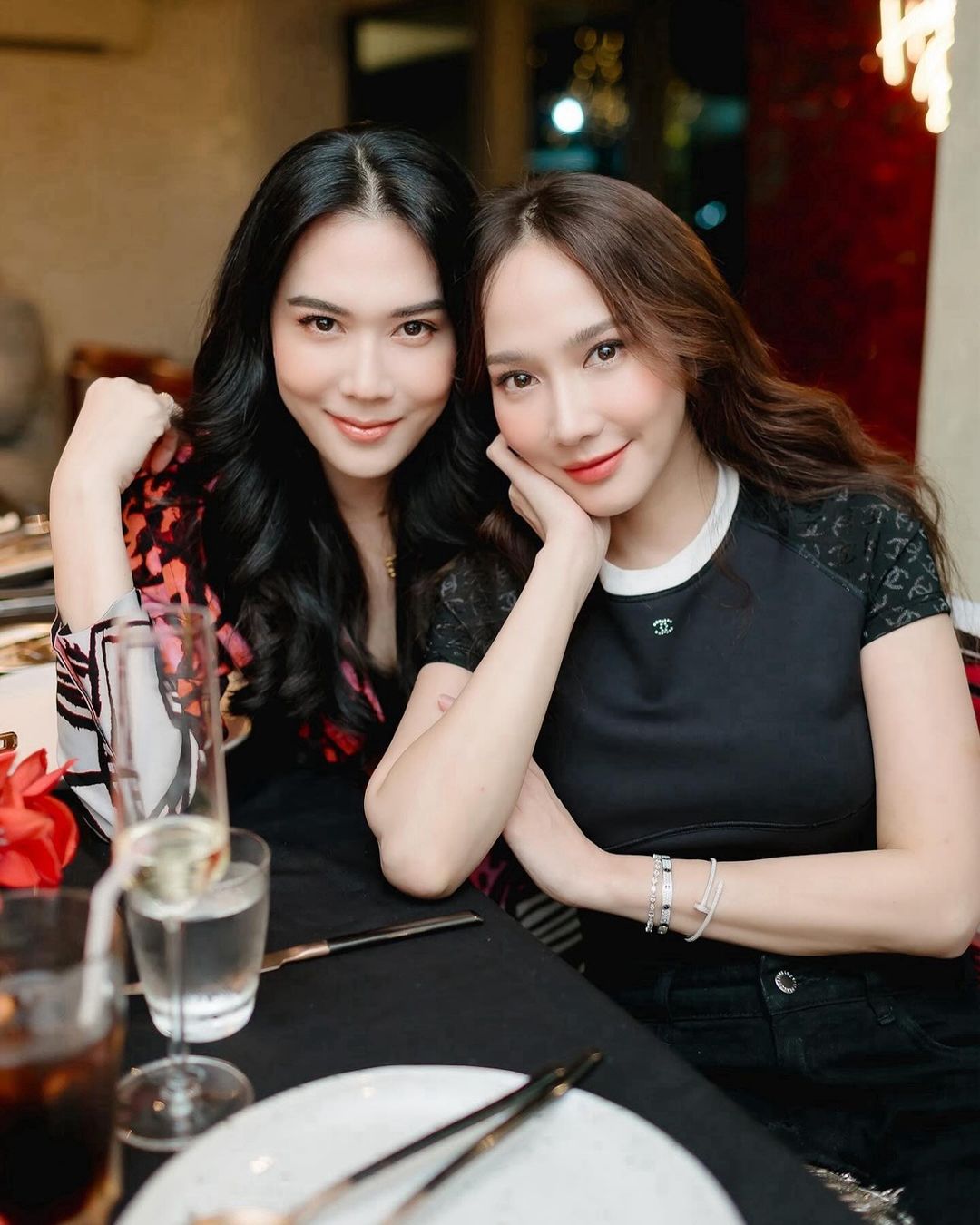 เมย์ เฟื่องอารมย์