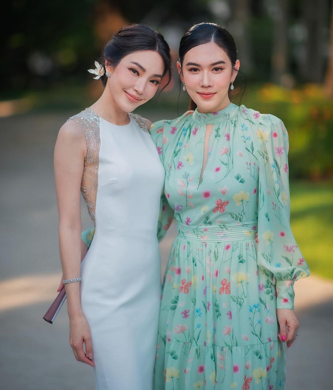 เมย์ เฟื่องอารมย์