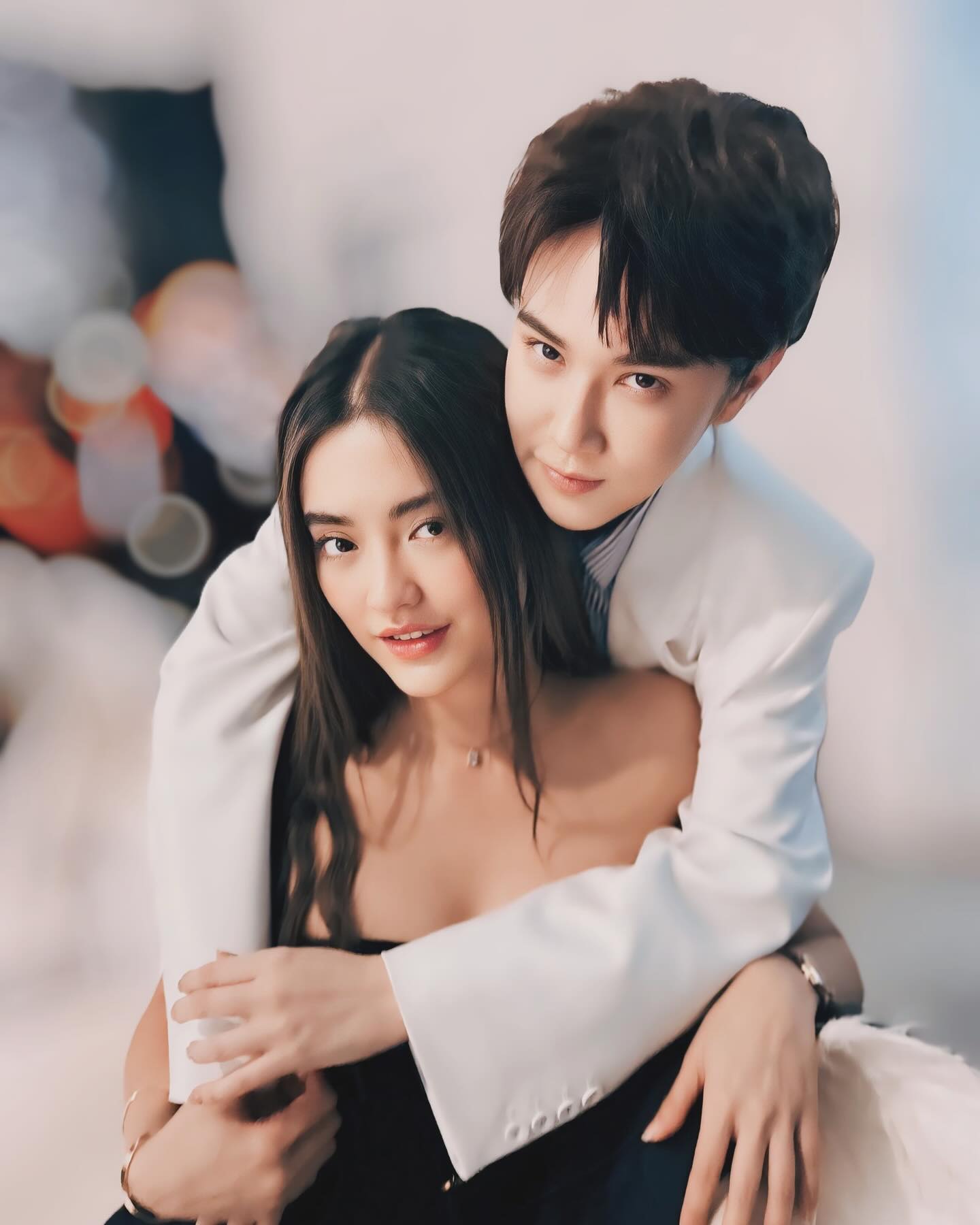 เมย์ เฟื่องอารมย์
