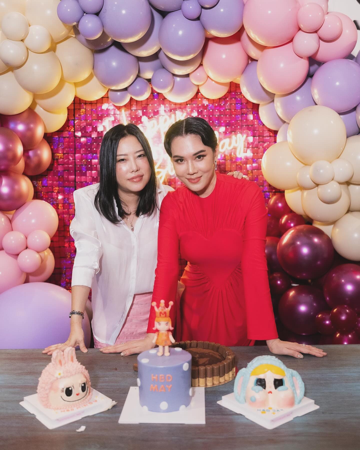 เมย์ เฟื่องอารมย์