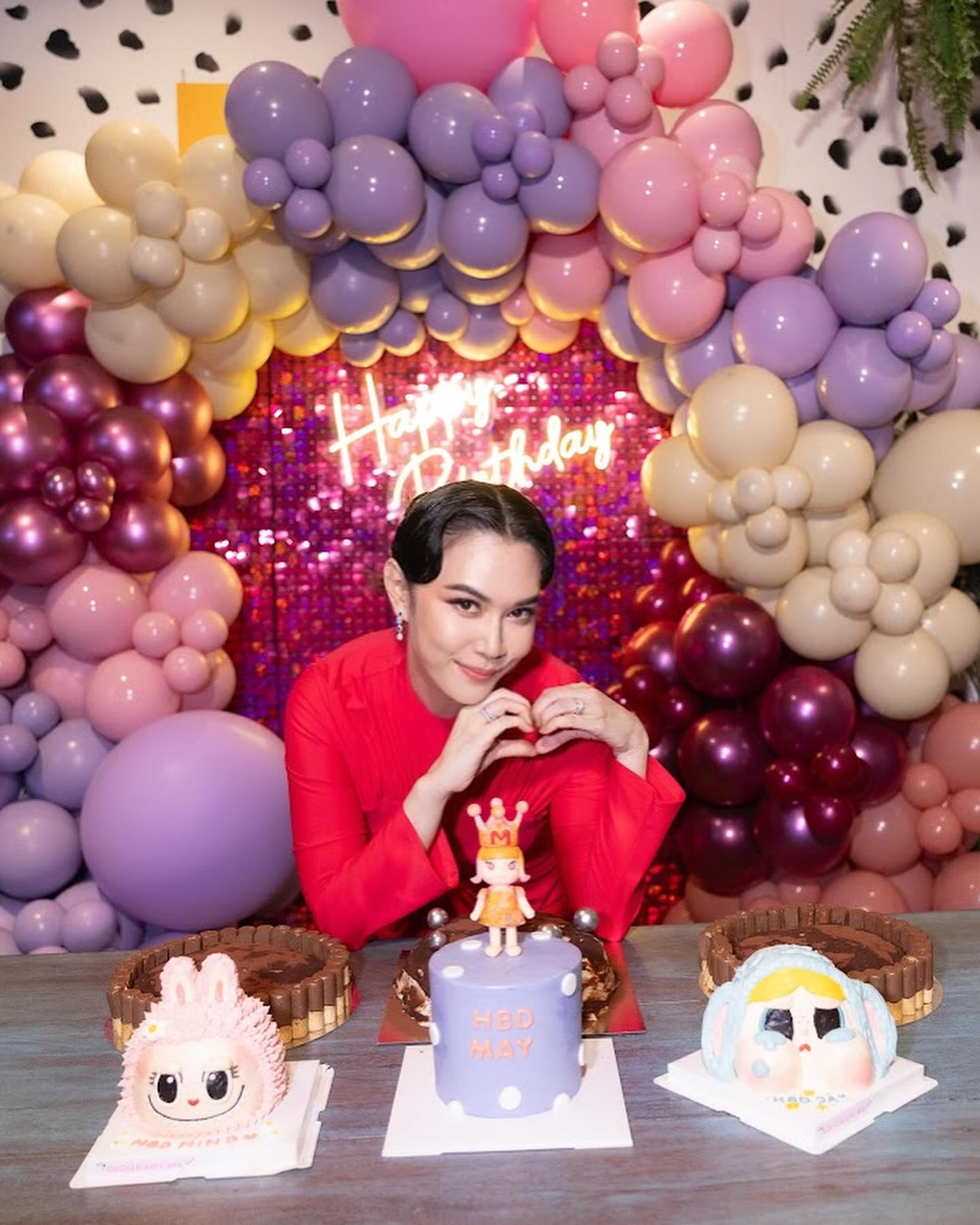 เมย์ เฟื่องอารมย์