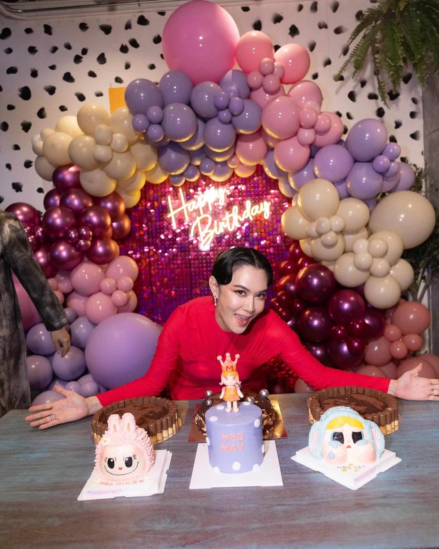 เมย์ เฟื่องอารมย์