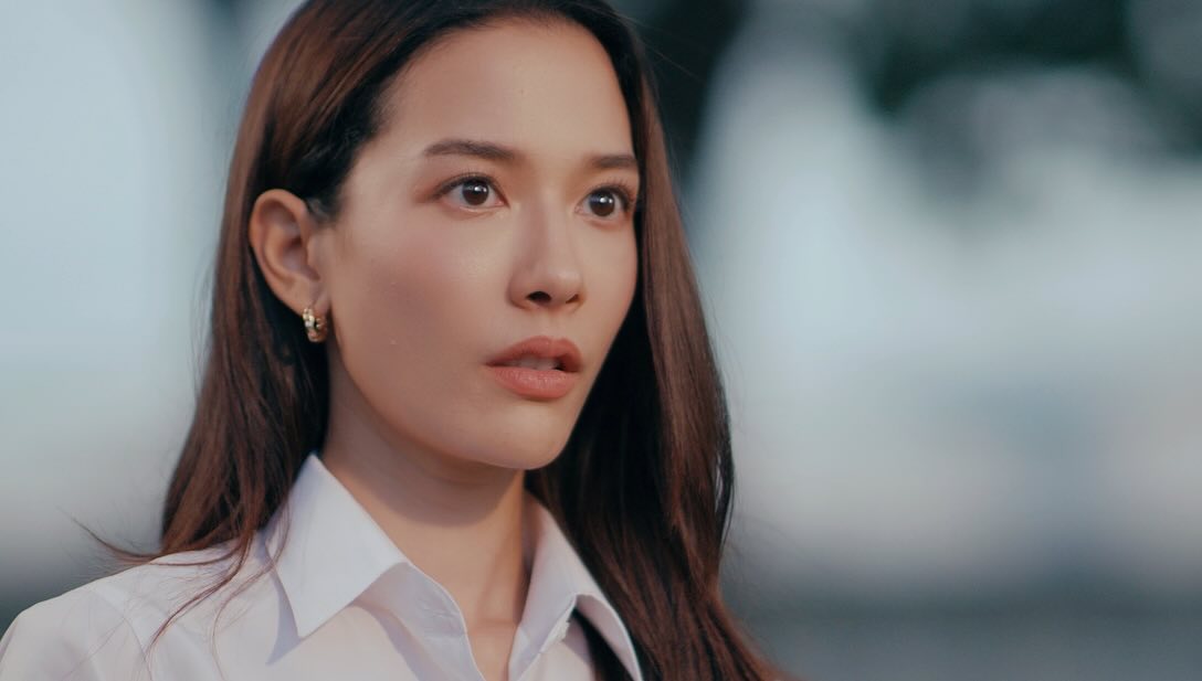 เมย์ เฟื่องอารมย์