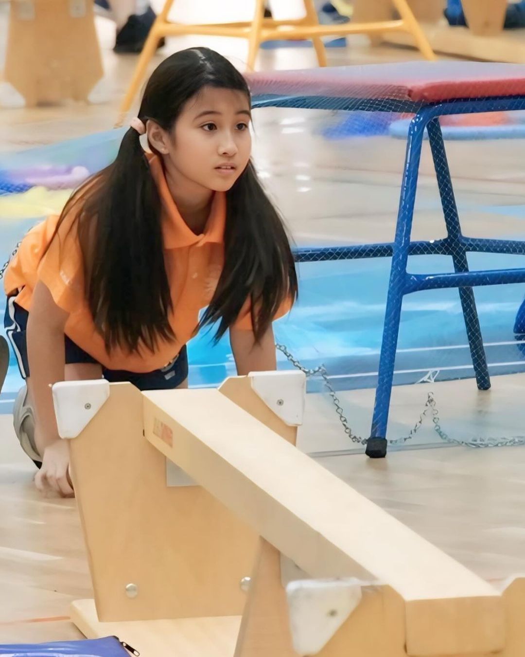 เมย์ เฟื่องอารมย์